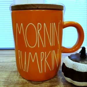 Rae Dunn Mornin' Pumpkin Lidded Coffee Mug